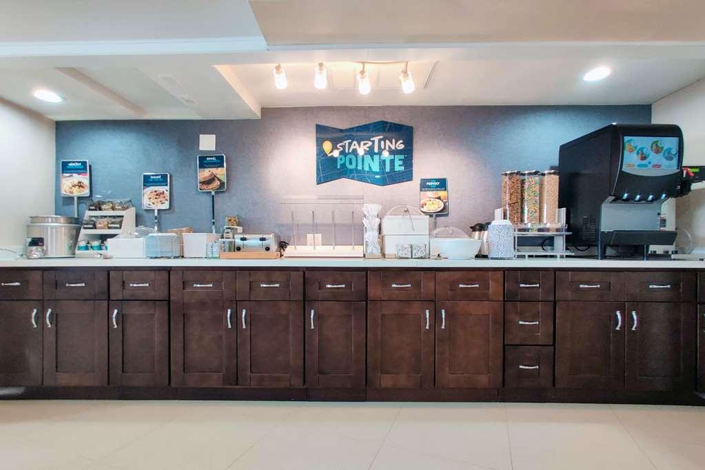 Clarion Pointe Fresno Near Yosemite Hotel Nhà hàng bức ảnh